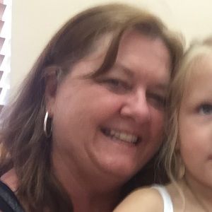 Meet your Posher, Deb